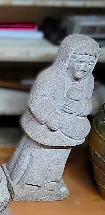 Estatua de Pedra - Santa Antiga