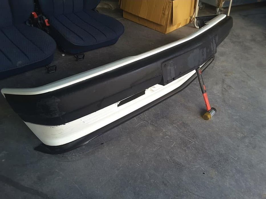 Pára-choques Frente Mercedes w201 / 190D com LIFT