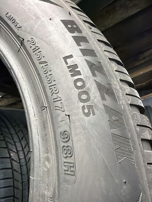 215/55 r17 Bridgestone 2шт