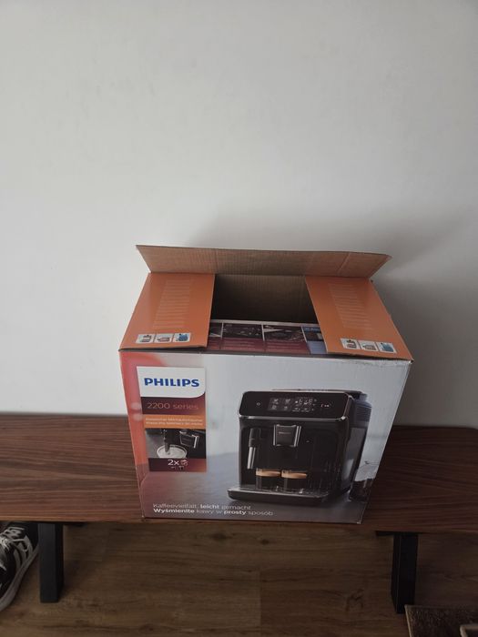 Philips Series EP2200/10 Fully Automatic Espresso Machine