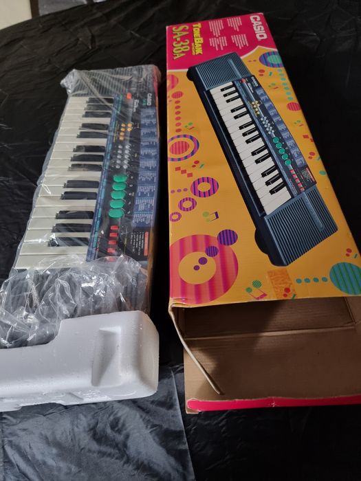 Órgão CASIO  SA-38A