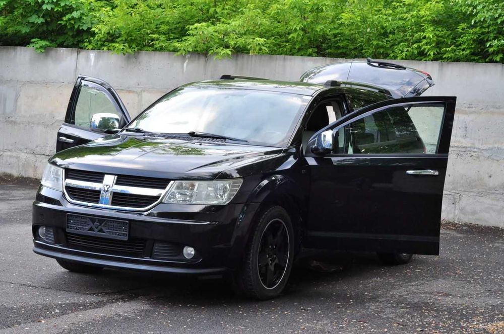 Продам Dodge Journey 2010 2.7 бензин