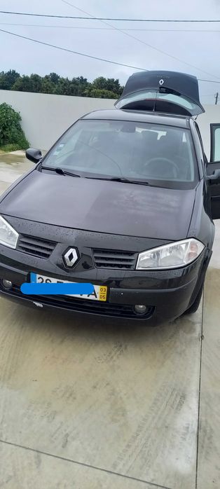 Renault Megane
Ano 2003
Cor preto
Combustível gasóleo