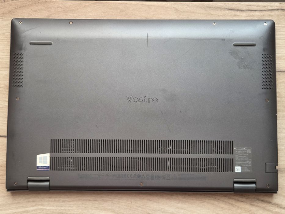 Ноутбук Dell Vostro 5502