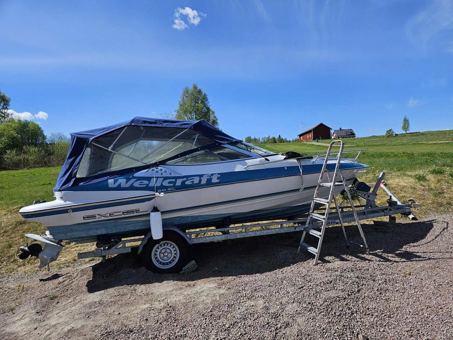 Motorówka Wellcraft