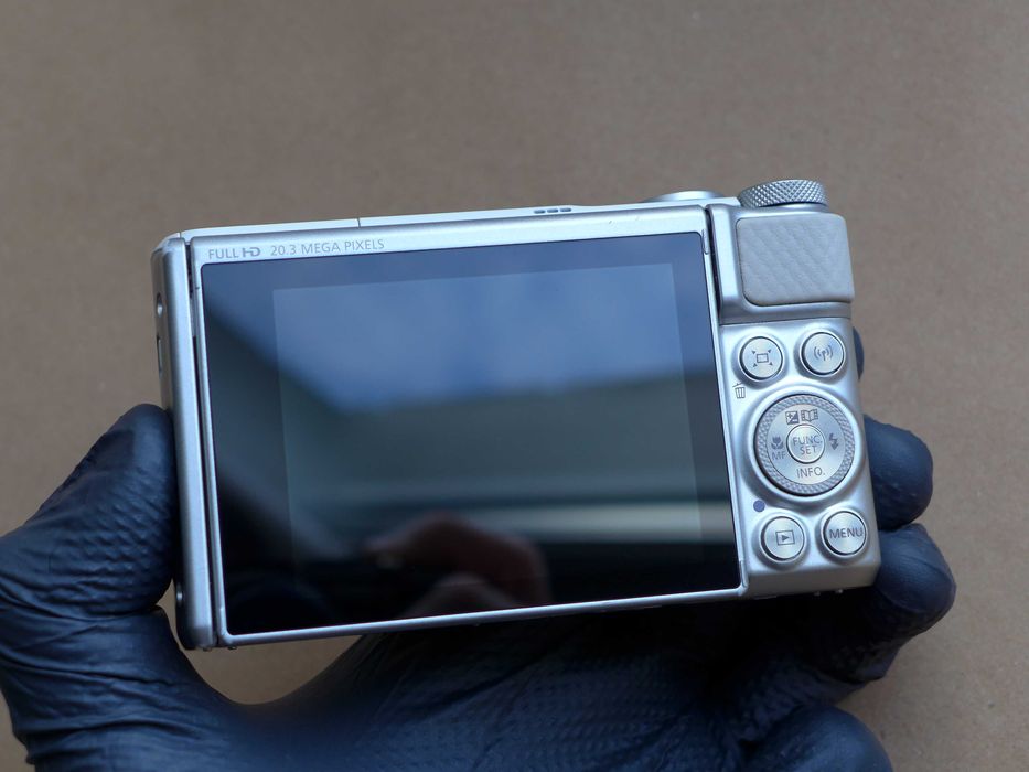 Canon PowerShot SX730 HS / (Canon PowerShot G7X)