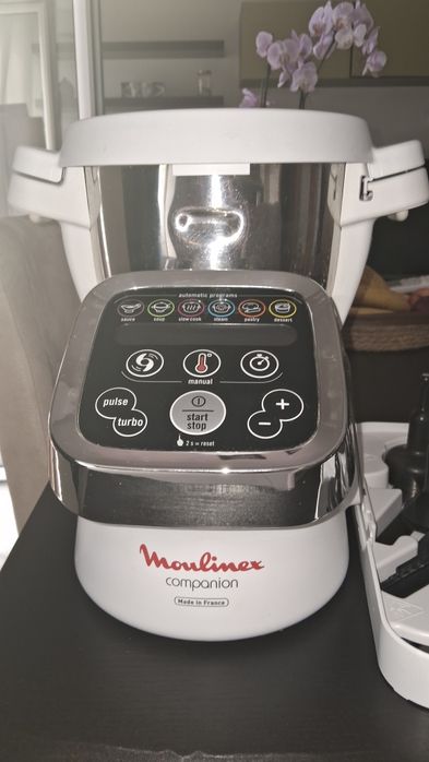 Vendo robô de cozinha Moulinex em ótimo estado