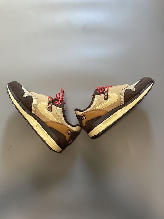 Кррссовки Nike Air Max 1 Travis Scott