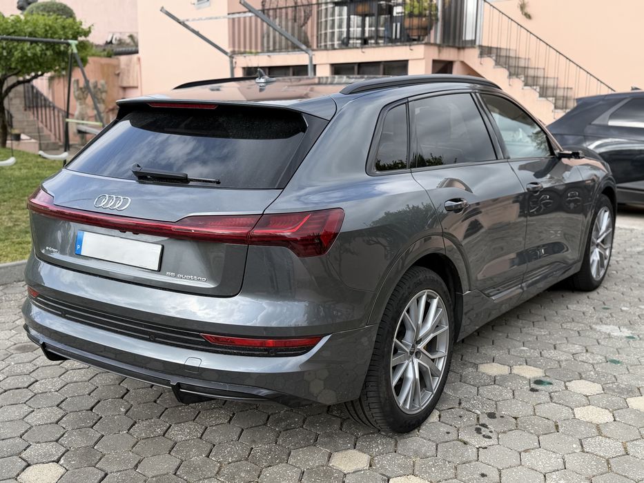 Audi E-tron 55 S-Line