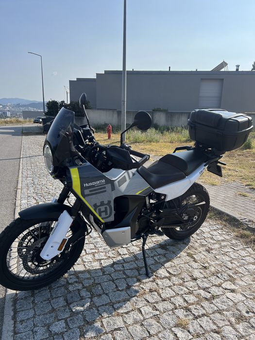 Husqvarna Norden 901 só 856 km 2024