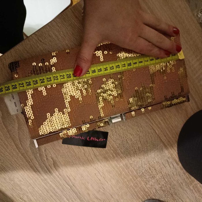 Золотий клатч,золотой нарядный клатч
