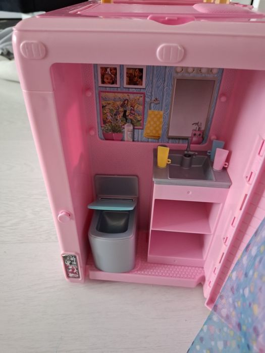 Kamper Barbie z akcesoriami