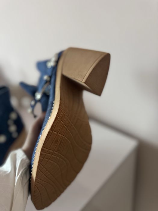 Взуття козаки нові