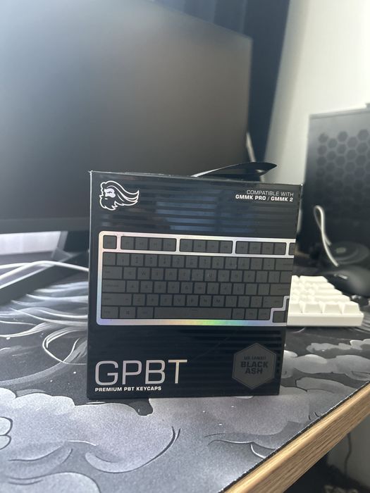 Glorious premium keycaps