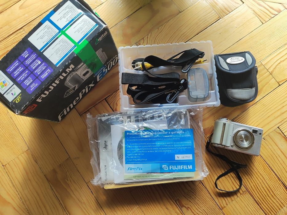 Máquina fotográfica Fujifilm.