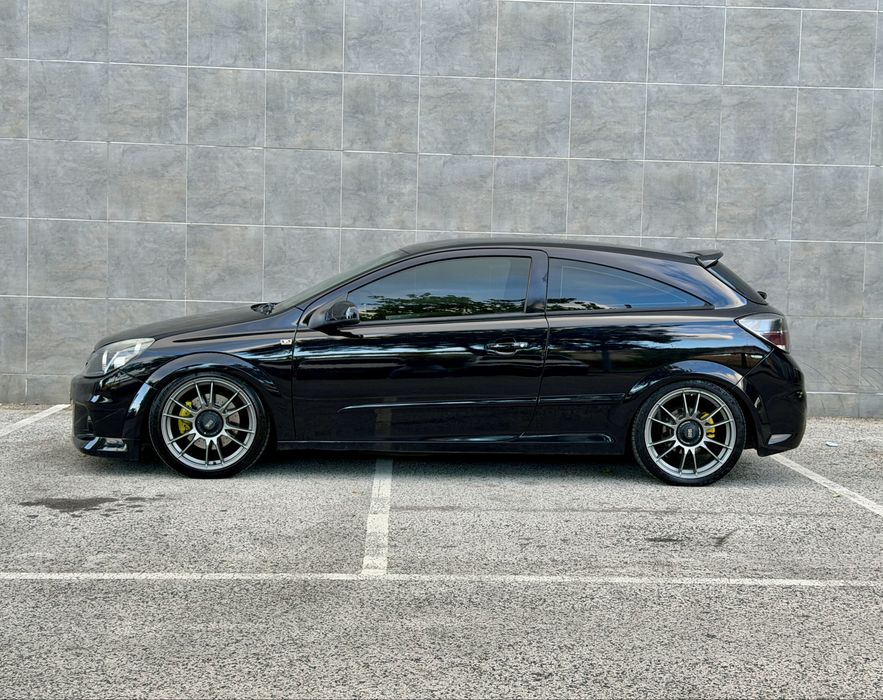 Opel Astra H 1.7 GTC