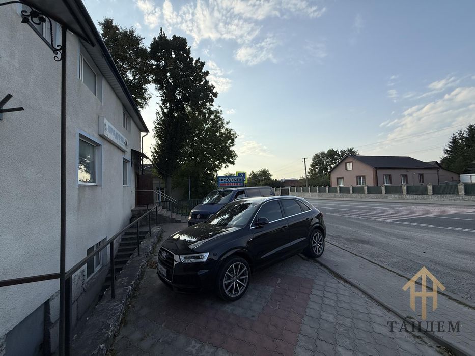 Продаж фасадного приміщення в Смиківцях (біля Тернополя)