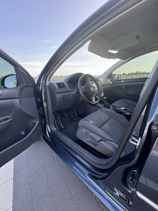 Volkswagen golf 5