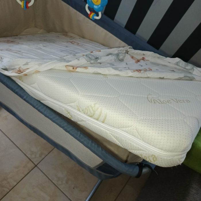 Łóżeczko dostawne