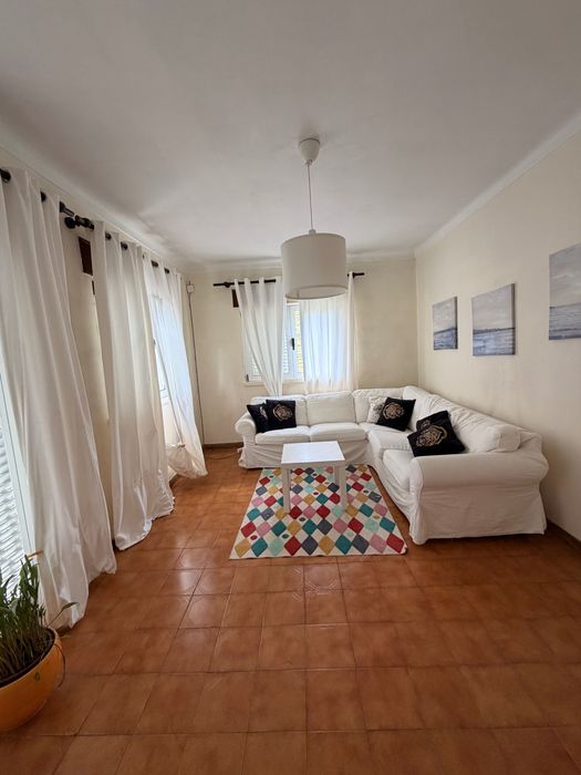 Alugo Casa pronta a habitar