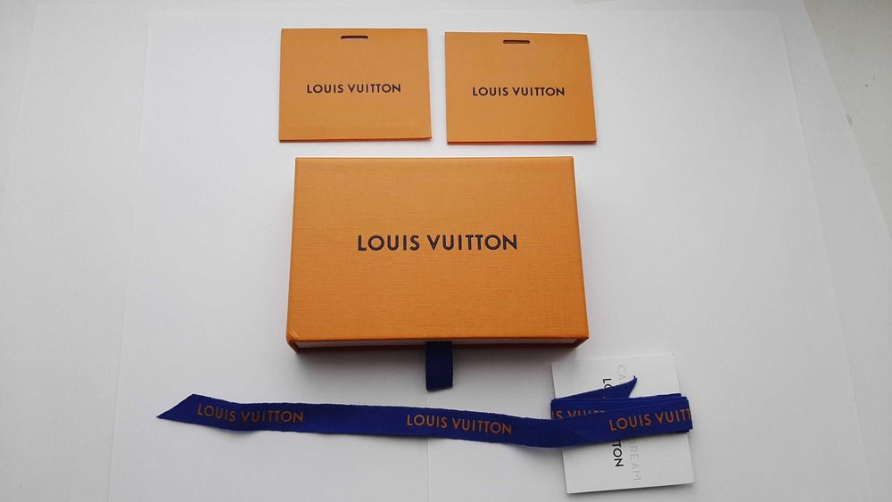 Коробочка від гаманця Louis Vuitton оригінал