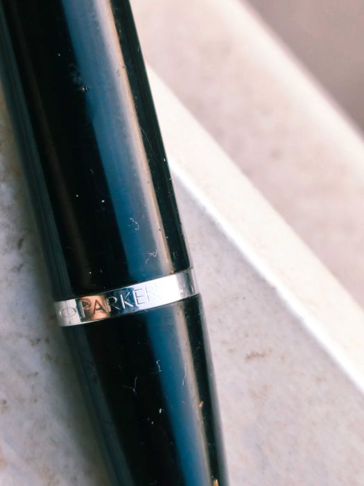 Caneta Parker IQ com publicidade