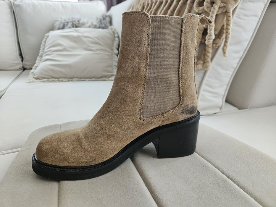 Zamszowe botki damskie