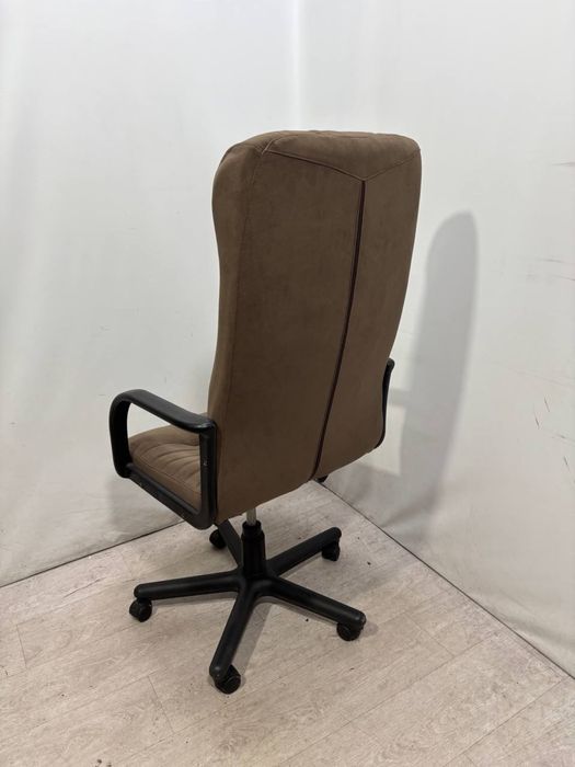 Офісне крісло Атлант Велюр