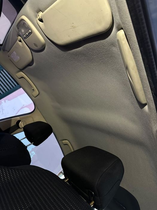 Citroen C4 2007 bem estimado