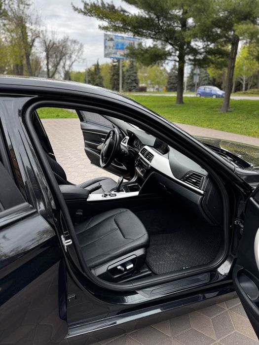 Продаж/обмін BMW F30 320I у гарному стані