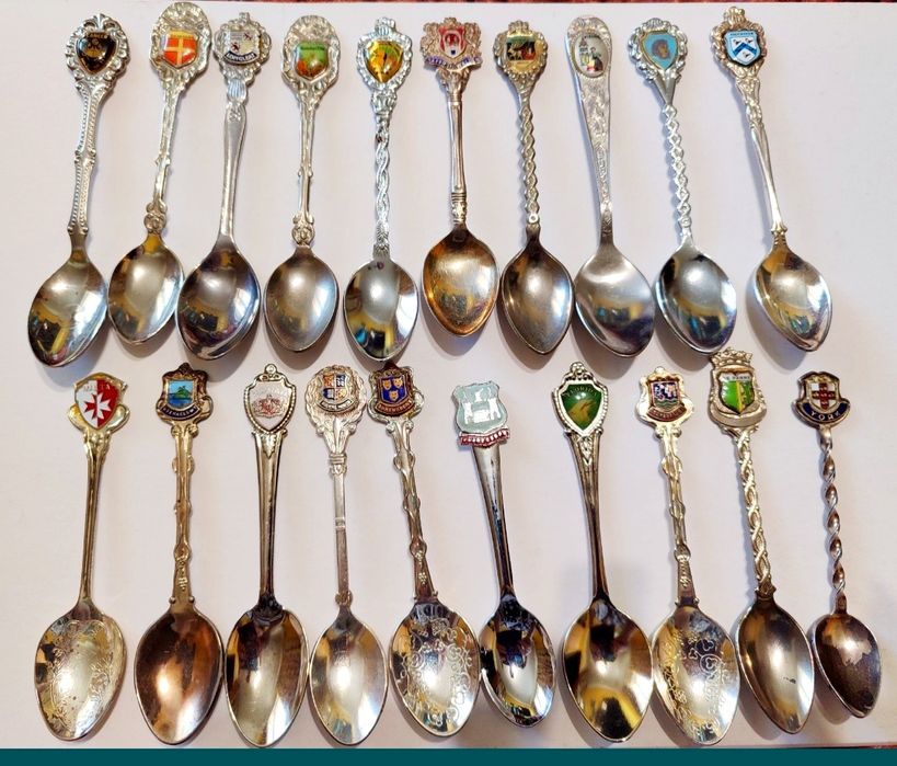 Колекційні ложки Вінтажна ваза келих олово, Італія