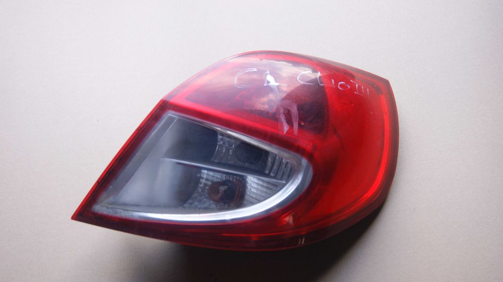 Lampy Renault Clio III Tył