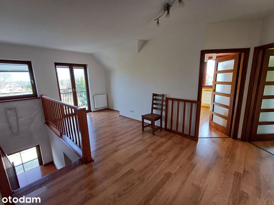 Wyjątkowy dom na sprzedaż - Grojec, gmina Alwernia