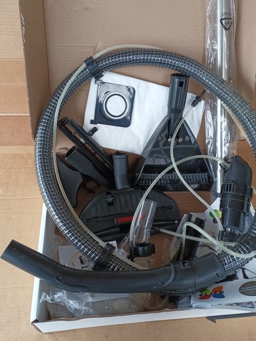 Odkurzacz piorący-ELISE