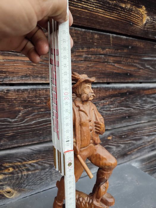 Drewniana Figurka Myśliwego  - Drewno - Design D2
