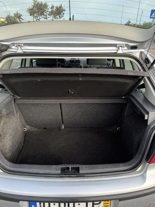 VW Polo 9n 1.2 Apenas 125k kms