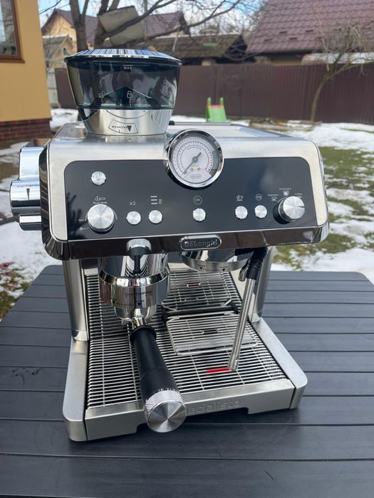 Кавоварка ріжкова Delonghi EC9335 M La Specialista Opera ідеальна