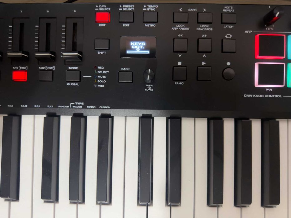 Teclado M-Audio Oxygen Pro 61