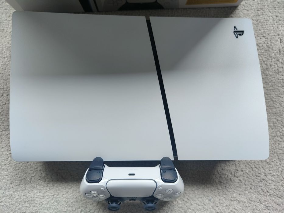 Consola PS5 Slim Standard 1TB