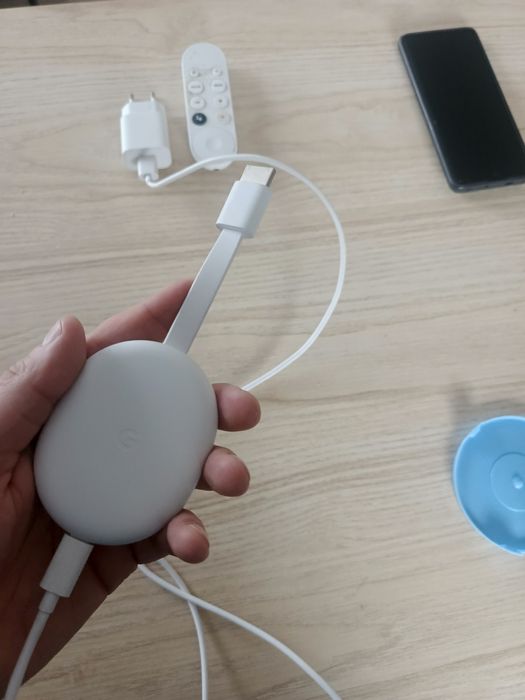 Chromecast Google 4K z Google TV biały