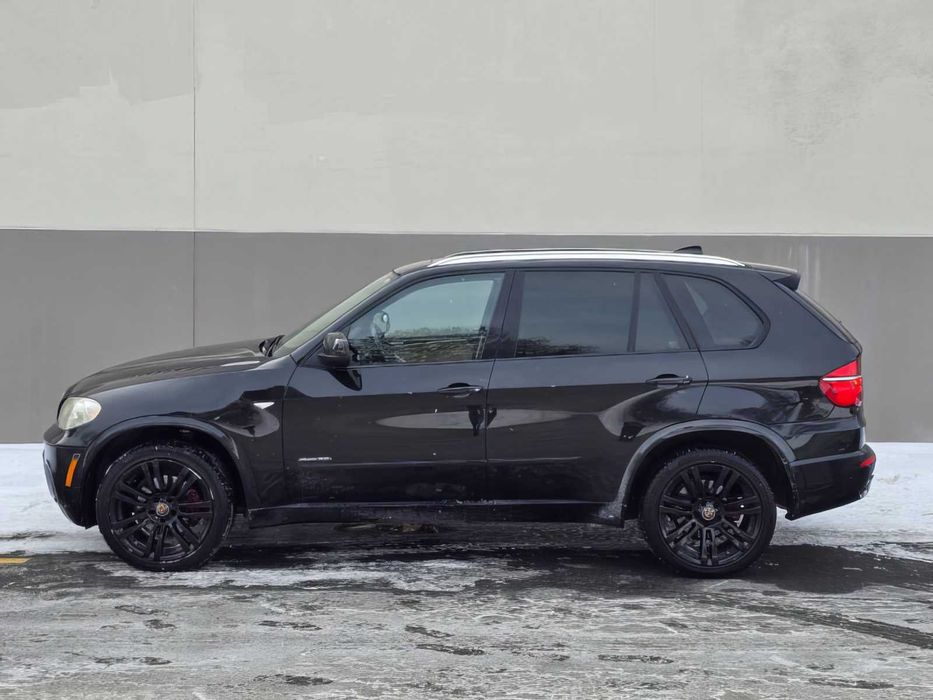 BMW X5 xDrive35i      2012