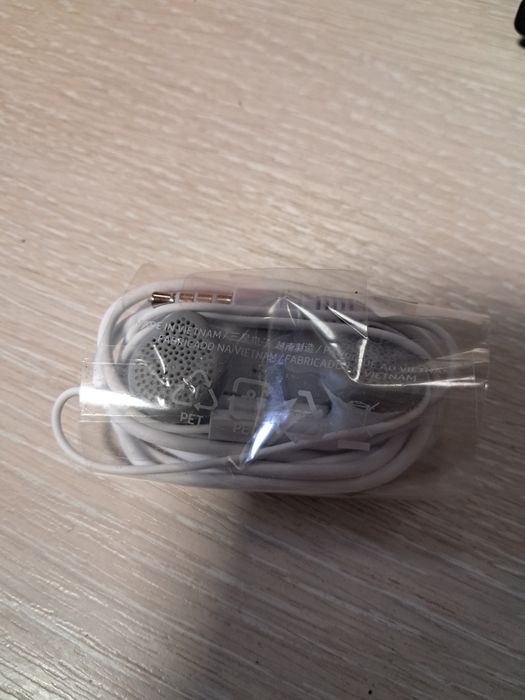 Навушники Samsung нові оригінал