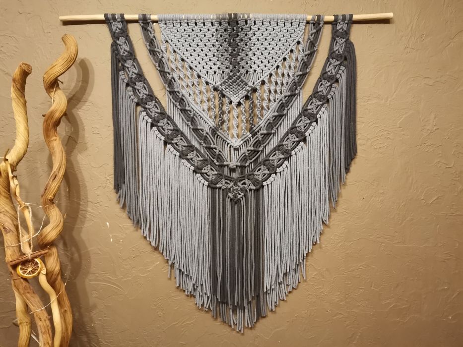 Makrama ścienna w odcieniach szarości 75x100