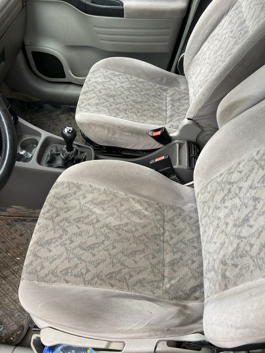 Опель Зафира Opel Zafira  двери ляда 2001 год