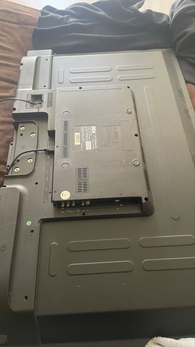 Телевизор 43 дюйма DEX