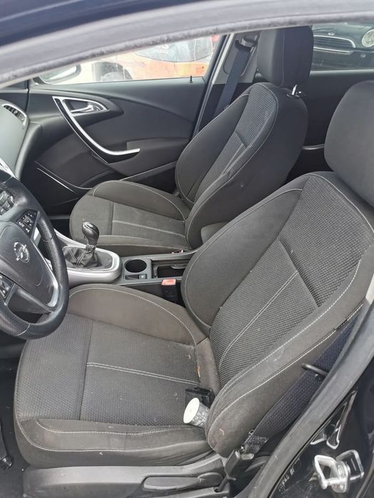 Peças Opel Astra J do ano 2010 - 2.0 Diesel