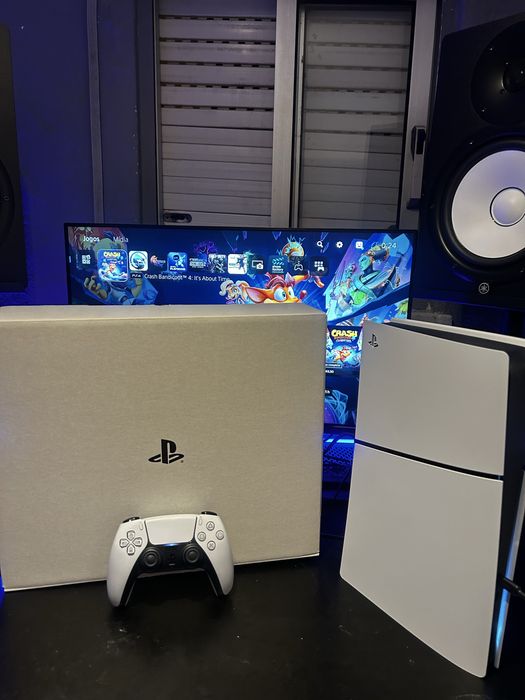 PS5 Edição Digital 825GB