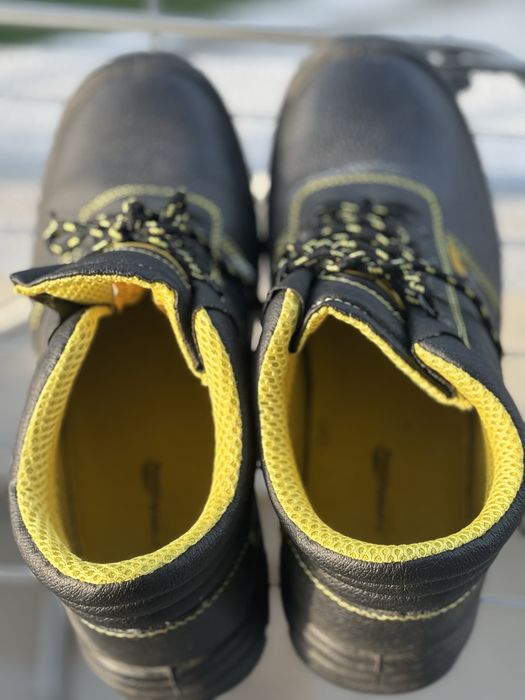 Bota c/ proteção S3