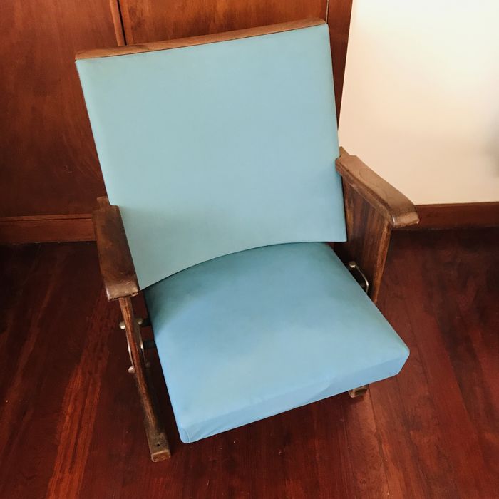 Cadeira de cinema antiga