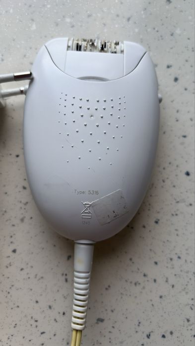 Епілятор Braun Silk-epil 1 SE 1-010 білий з рожевим Б/У